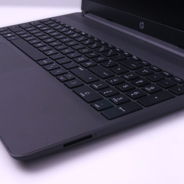 HP 255 G9